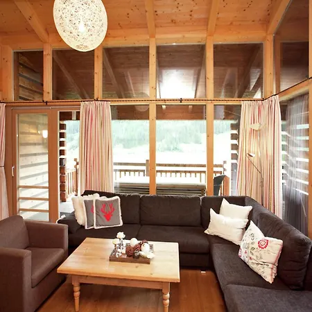 Detached Chalet With Sauna And A Short Walk From The Ski Bus For Connections To The Wildkogel And Zillertal Arena Wald im Pinzgau