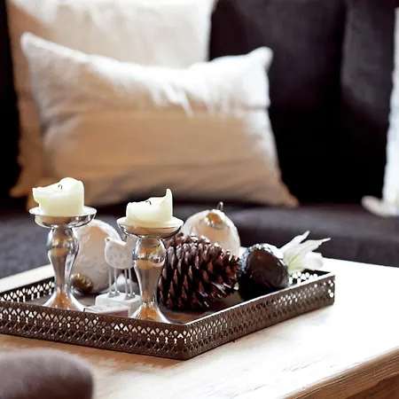 Detached Chalet With Sauna And A Short Walk From The Ski Bus For Connections To The Wildkogel And Zillertal Arena