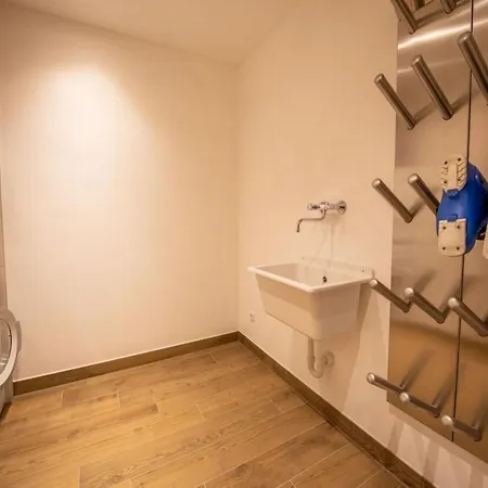 Charming Detached In Holiday home *