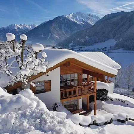 Holiday home Charming Detached In *
