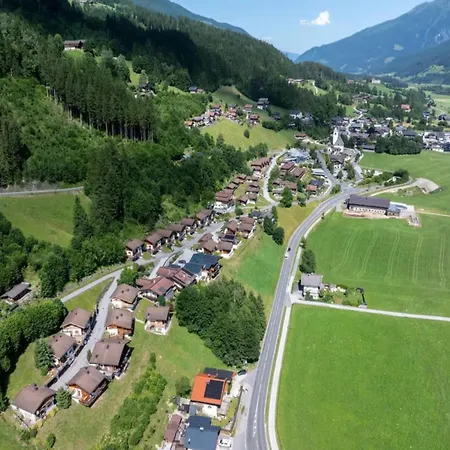 Charming Detached In Ferienhaus Wald im Pinzgau