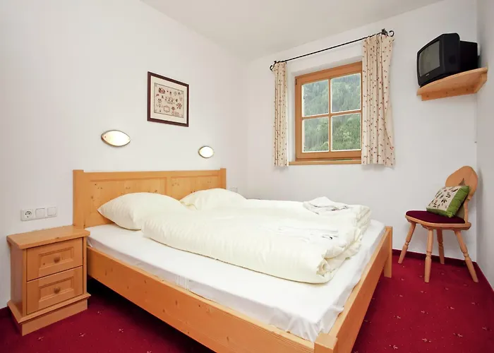 In Koenigsleiten Near Lift Dağ evi Wald im Pinzgau